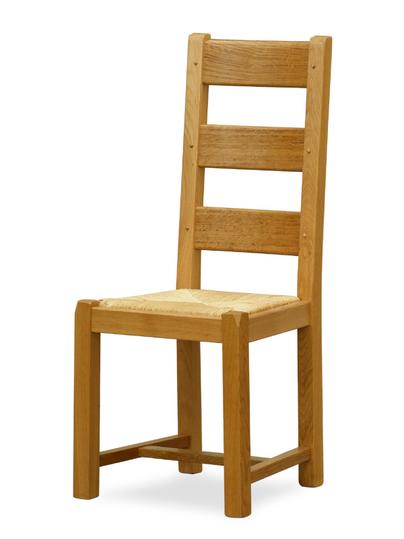 Sedia mod. Castillana Q PS in legno di rovere, sedile paglia di segale, stile rustico.
