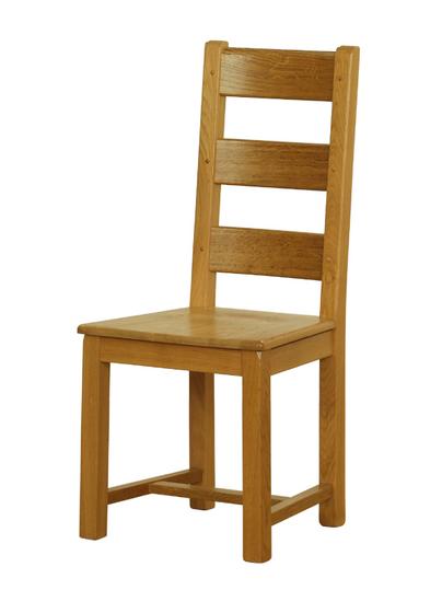 Sedia mod. Castillana-Q M in legno di rovere, sedile massello, stile rustico.