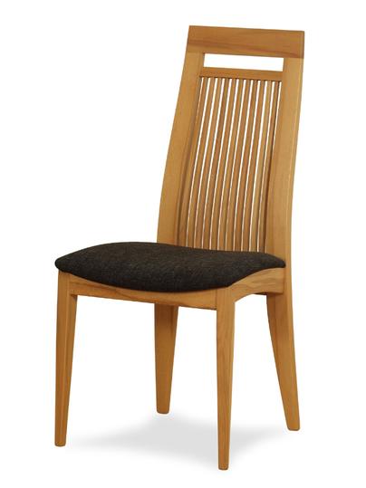 Sedia mod. 703/10 in legno faggio cuorato massello, sedile imbottito, schienale a stecche, stile contemporaneo.