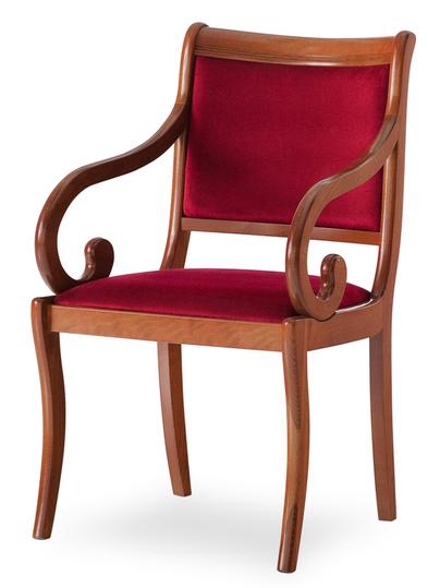 Poltrona mod. 160 in legno di faggio, sedile e schienale imbottiti, stile classico.